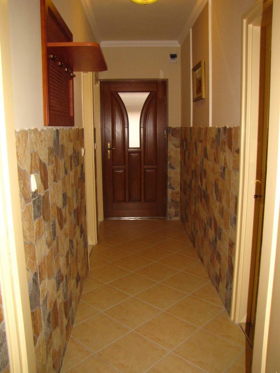 فيلا Szegfu Apartman Hajdúszoboszló المظهر الخارجي الصورة