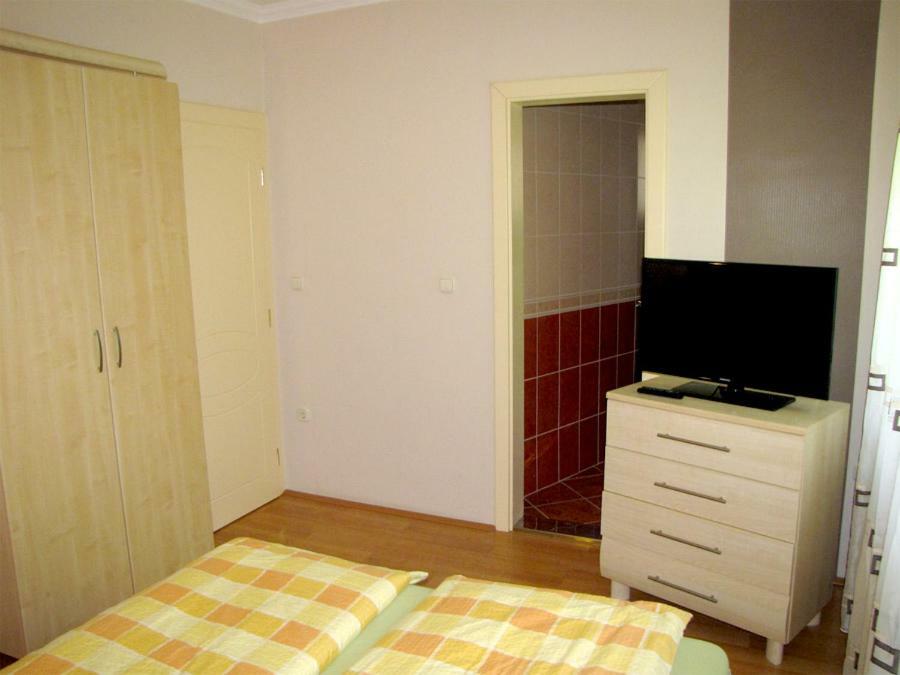 فيلا Szegfu Apartman Hajdúszoboszló المظهر الخارجي الصورة