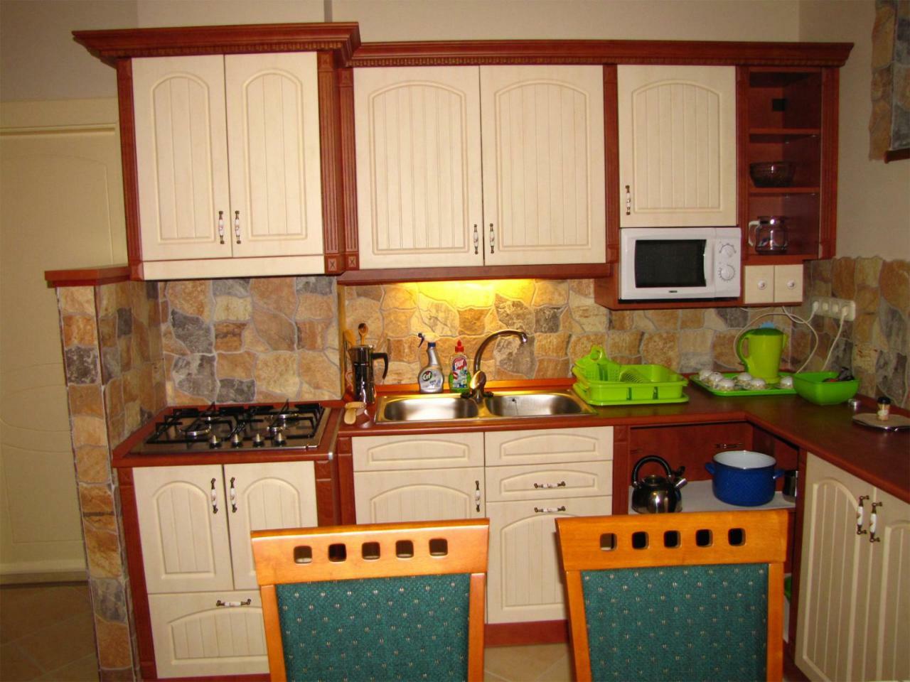 فيلا Szegfu Apartman Hajdúszoboszló المظهر الخارجي الصورة